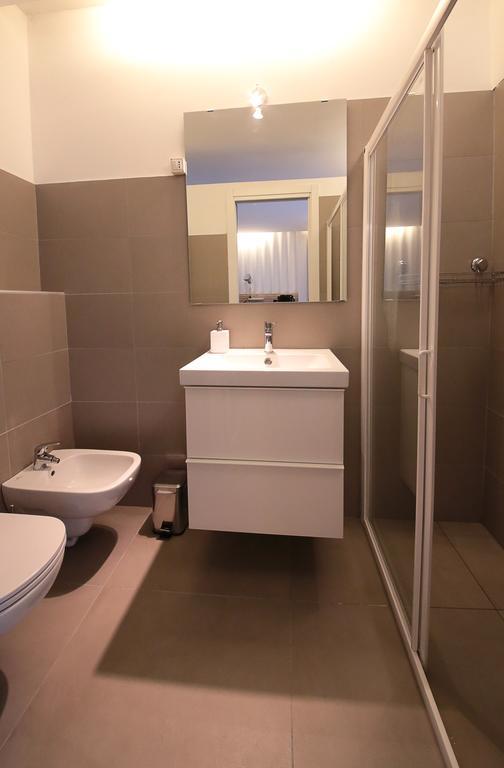 Affittacamere Smile Accomodation Aosta Exterior photo